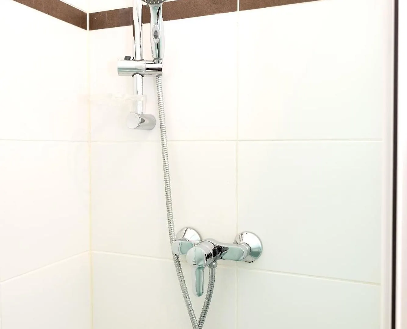 Stylish One Bedroom Apartment With Free Parking Wenen